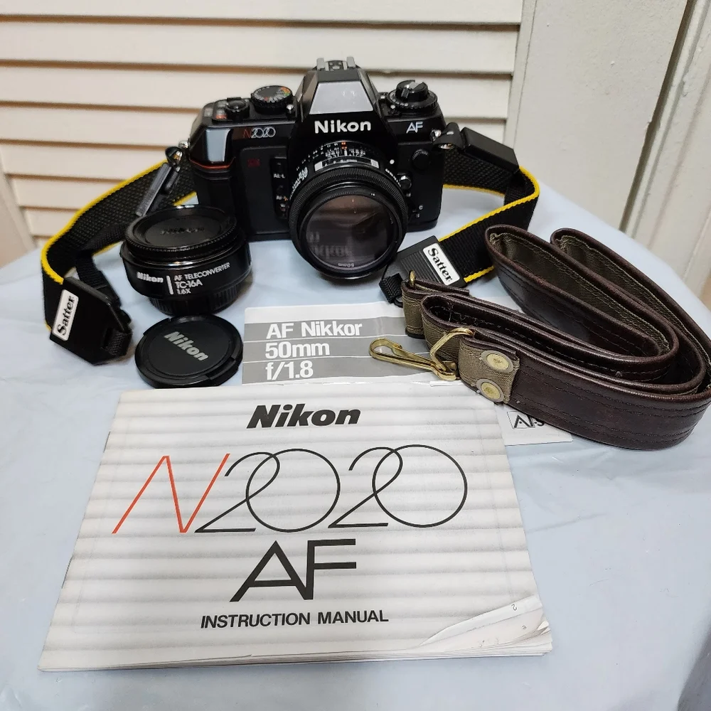 Vintage Like New Nikon N2020 AF Camera With AF Nikkor 50mm f/1.8